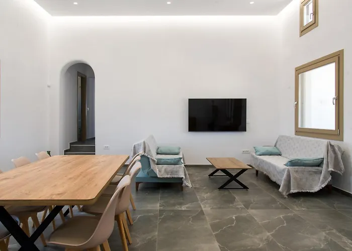 Maistros Apartments Mykonos